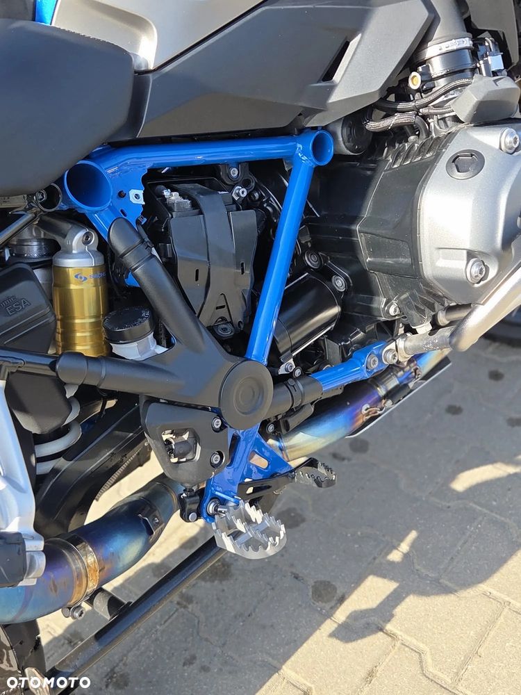 BMW R - 22