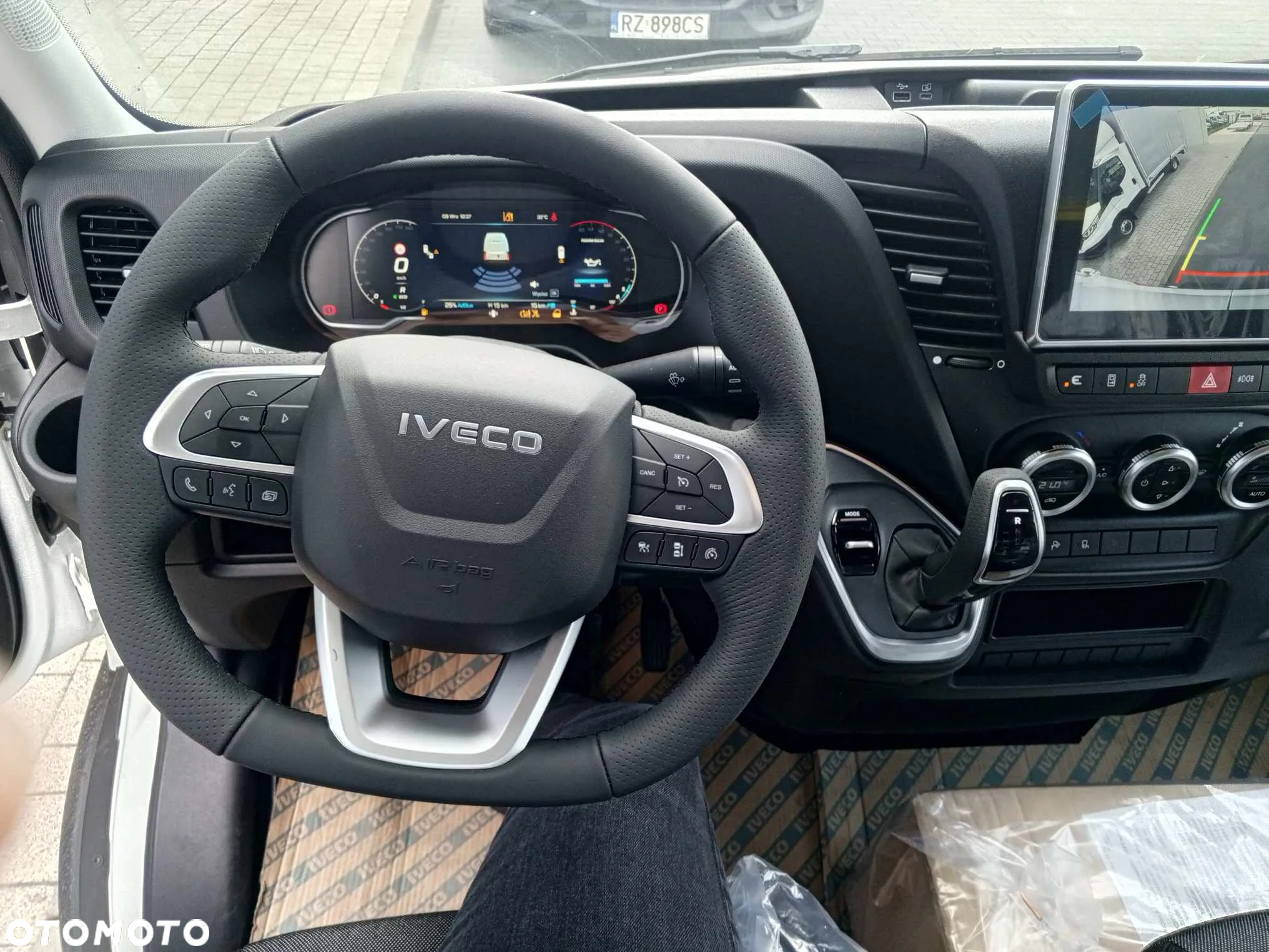 Iveco Daily 35S18HA8V MY24 - 13