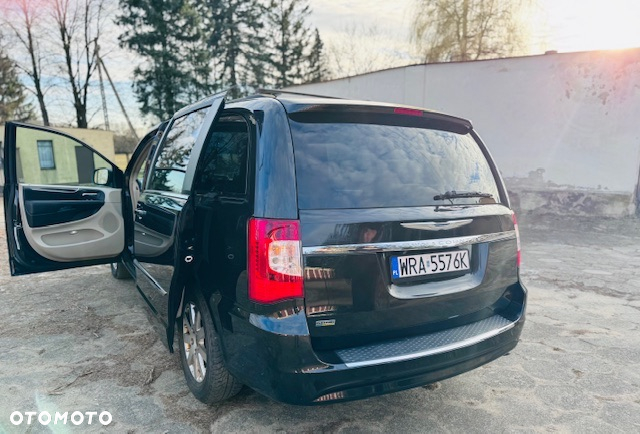 Chrysler Town & Country 3.6 Touring - 4