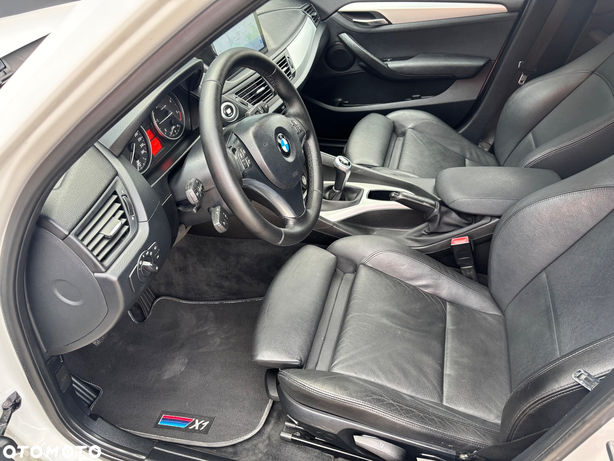 BMW X1 sDrive18d - 34