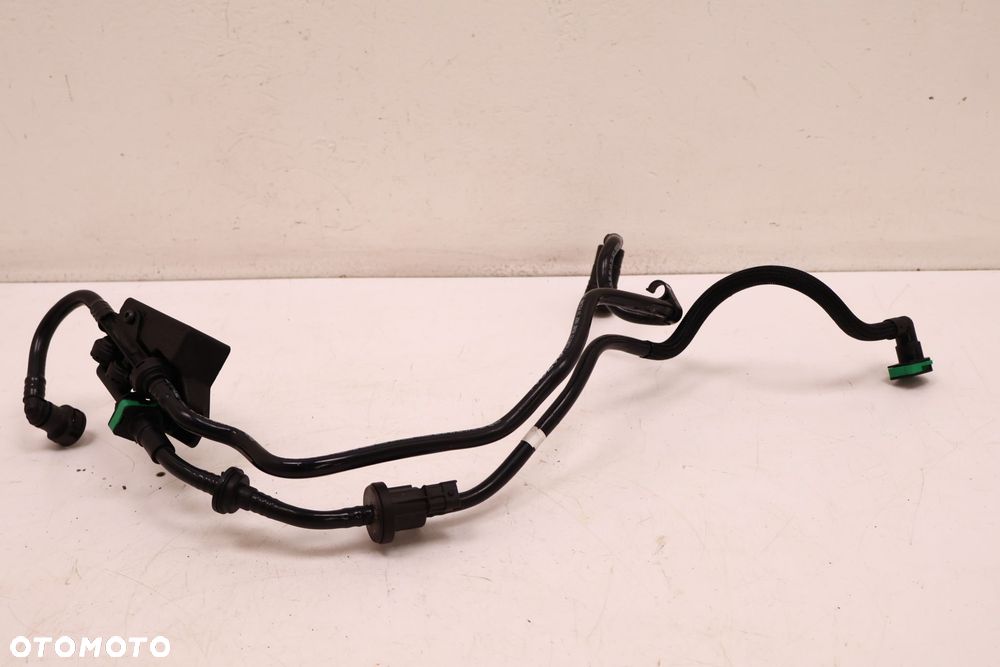 VOLVO XC60 II 2.0 T8 PRZEWÓD PALIWA 32203725, 31669077 - 1