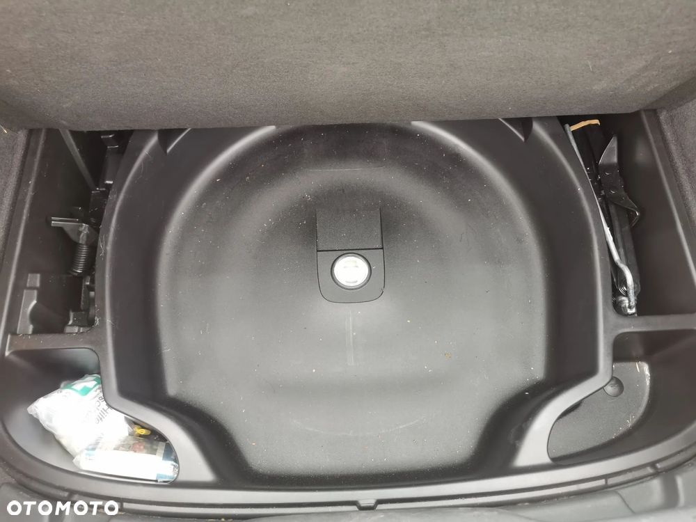 Volvo C30 D2 Edition - 26