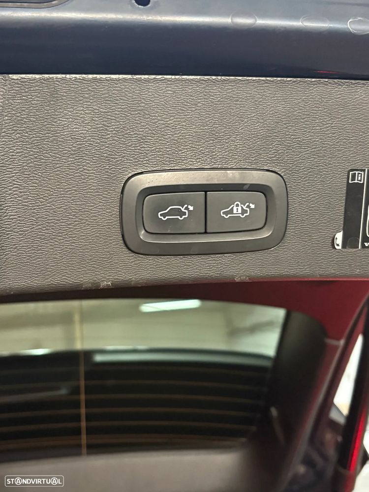 Volvo XC 40 T4 Recharge DKG Inscription Expression - 21