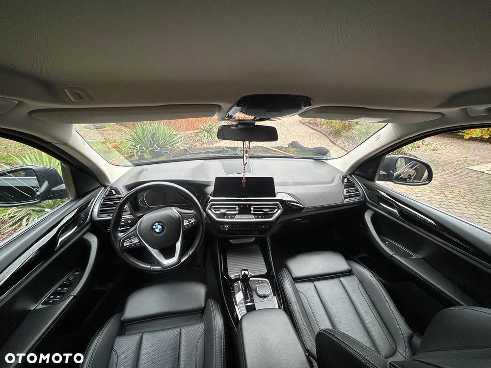 BMW X3 xDrive20d - 9