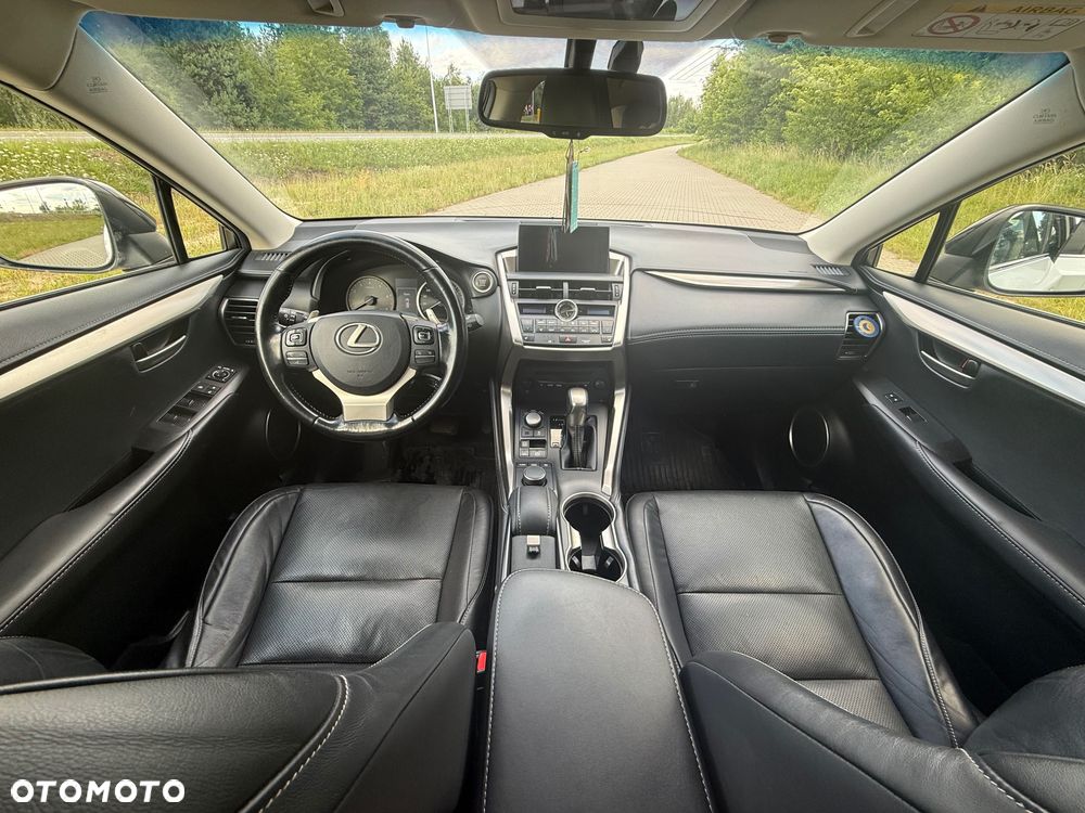 Lexus NX - 7