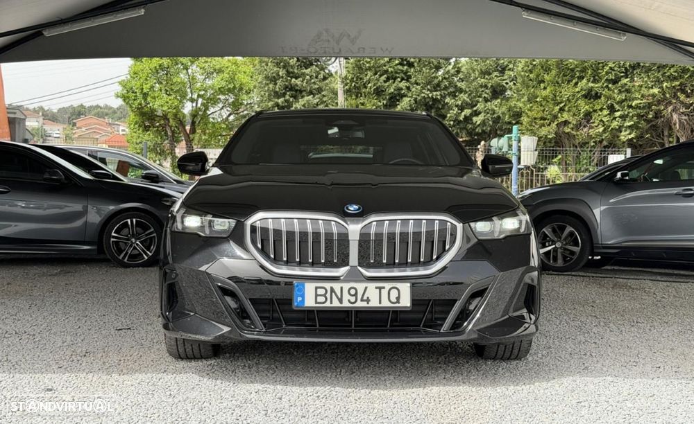 BMW 530 e Pack Desportivo M - 6