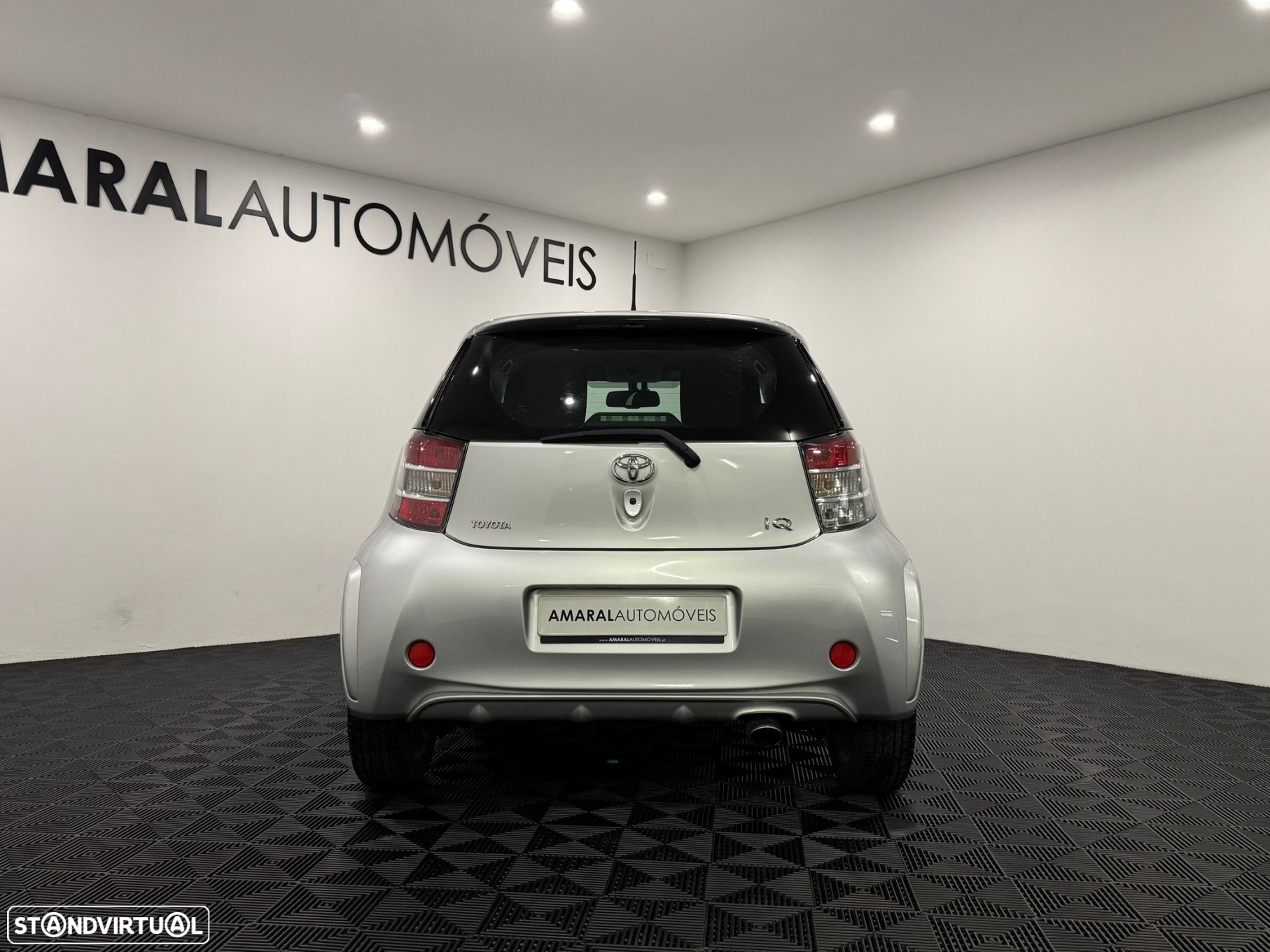 Toyota iQ 1.33 VVT-i - 5