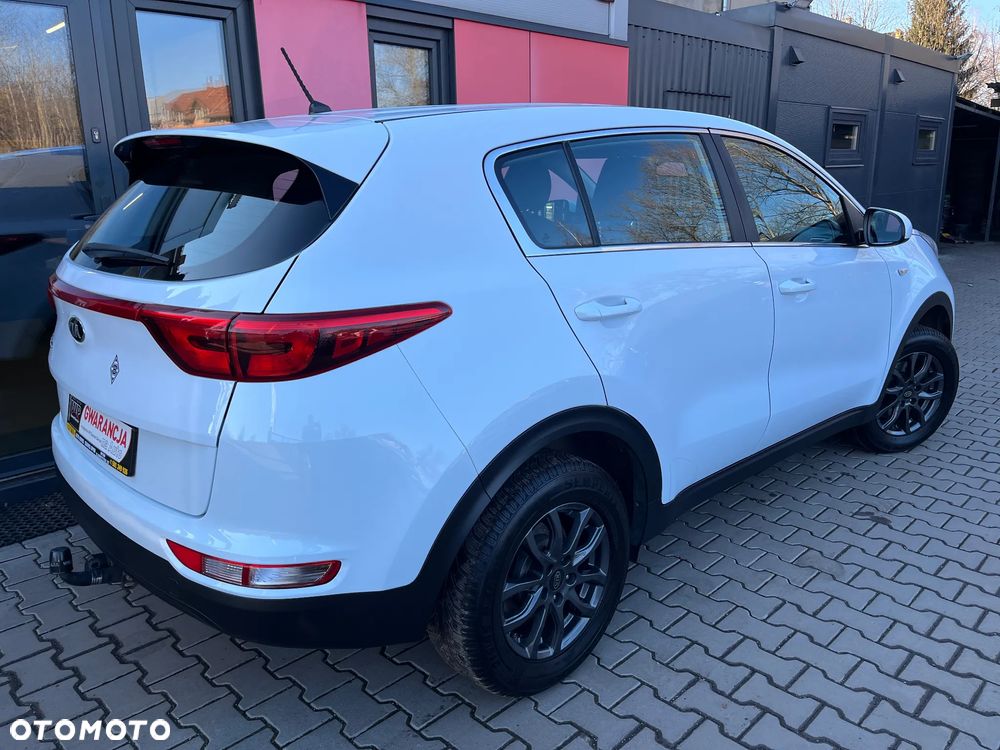 Kia Sportage 1.6 GDI Black Edition 2WD - 8
