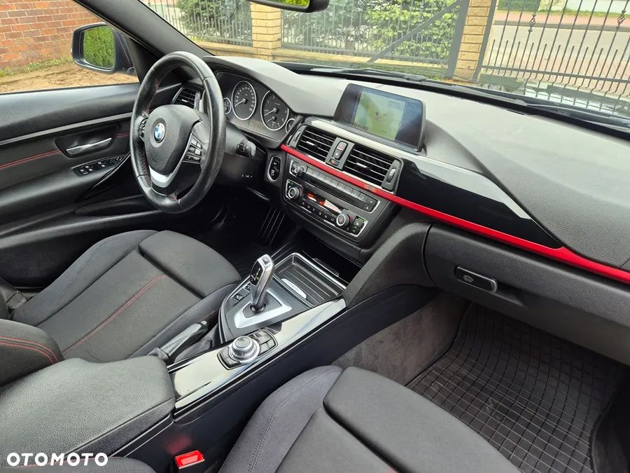 BMW Seria 3 320d xDrive - 24