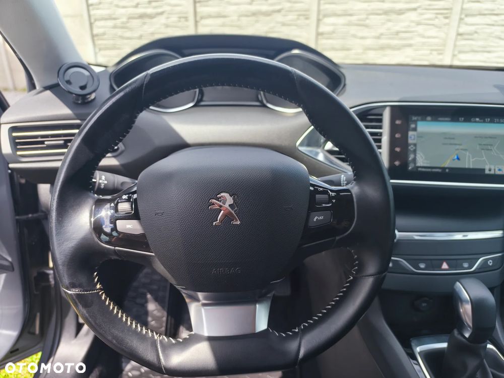 Peugeot 308 BlueHDi 120 EAT6 Stop & Start Allure - 10