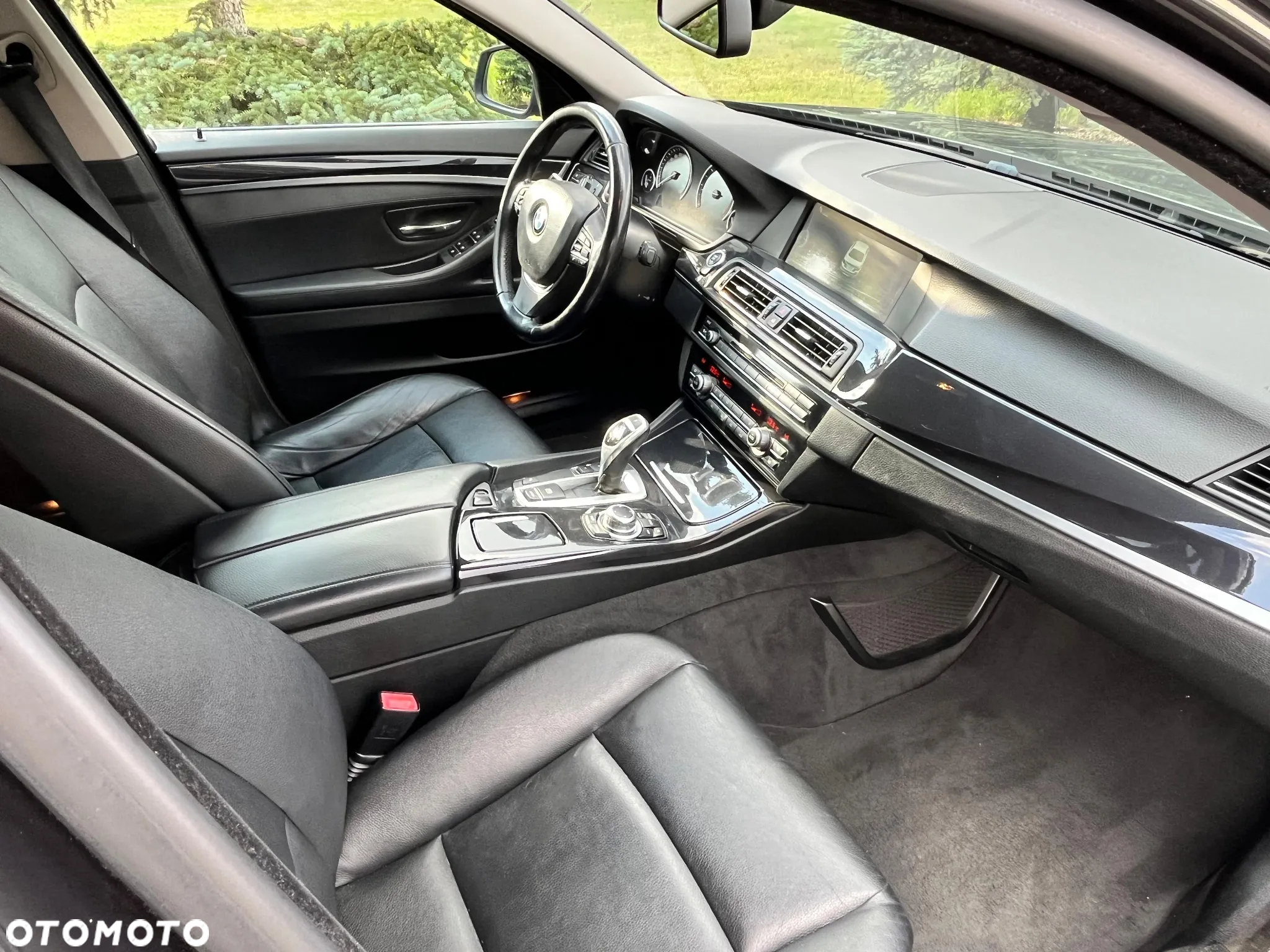 BMW Seria 5 520d xDrive Luxury Line - 9