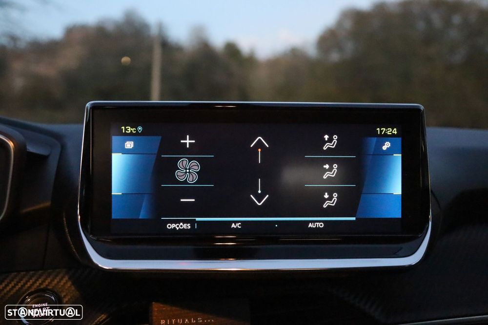 Peugeot e-208 50 kWh Allure - 46