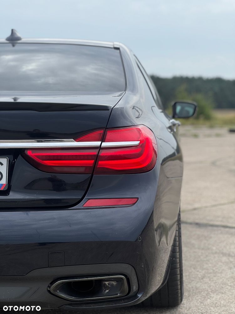 BMW Seria 7 730d xDrive sport - 7