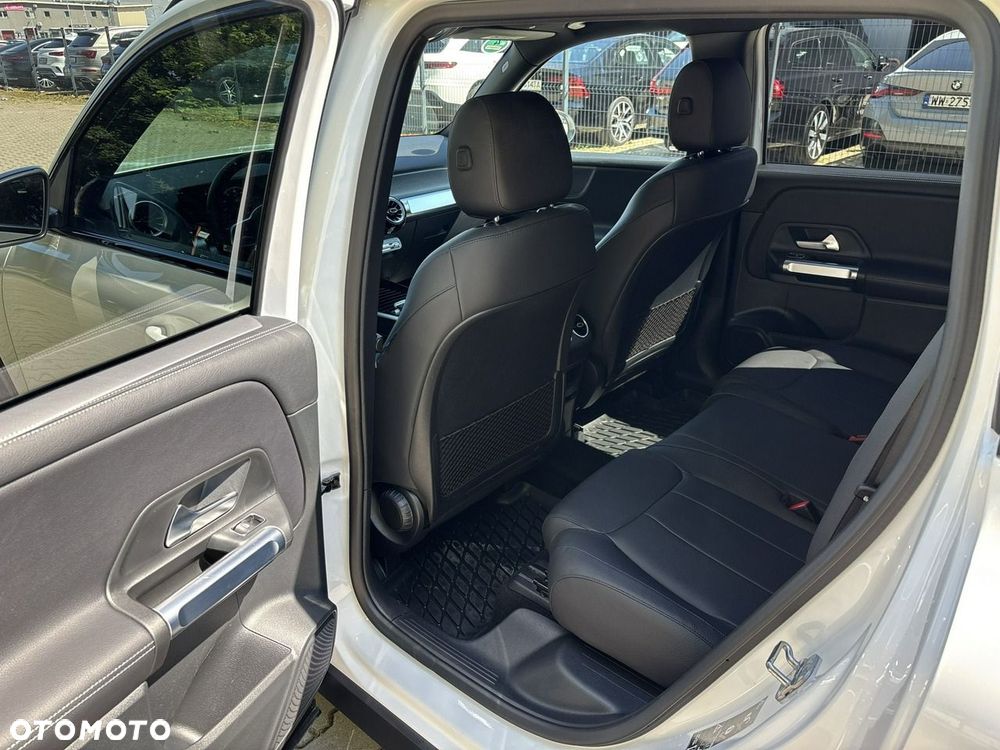 Mercedes-Benz GLB 250 4-Matic 8G-DCT - 21