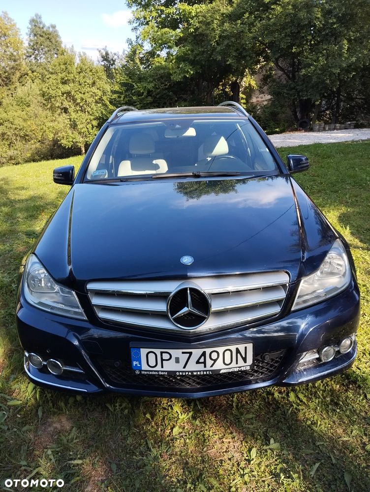 Mercedes-Benz Klasa C 220 CDI DPF (BlueEFFICIENCY) Avantgarde - 1