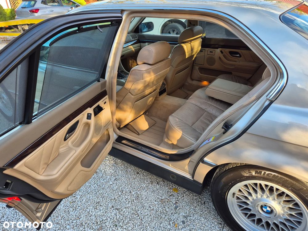 BMW Seria 7 740iL - 9