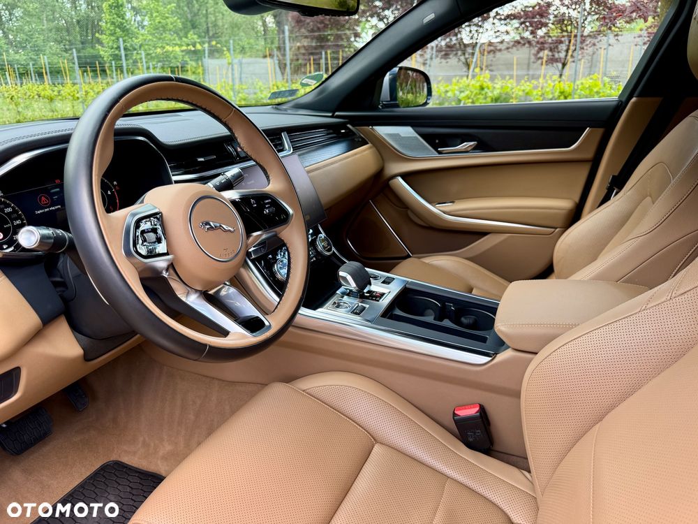Jaguar XF 2.0 D200 S - 22
