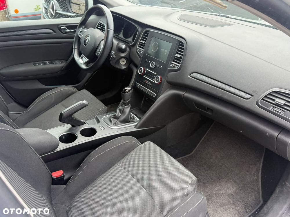 Renault Megane 1.2 Energy TCe Zen - 12