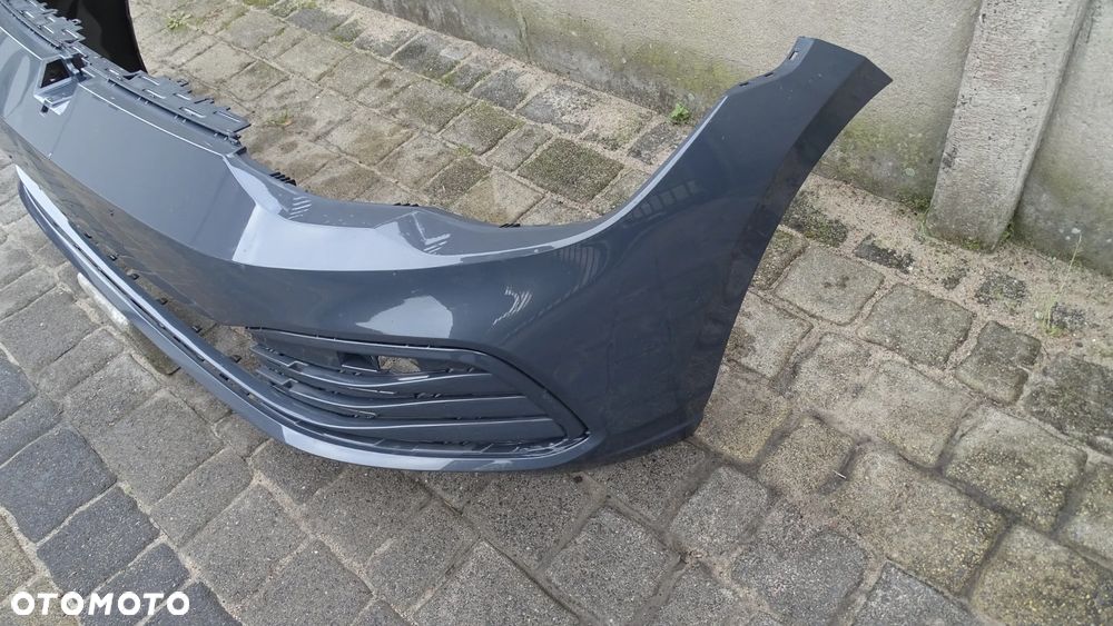 VW GOLF VIII 5H0 - zderzak przedni - 2
