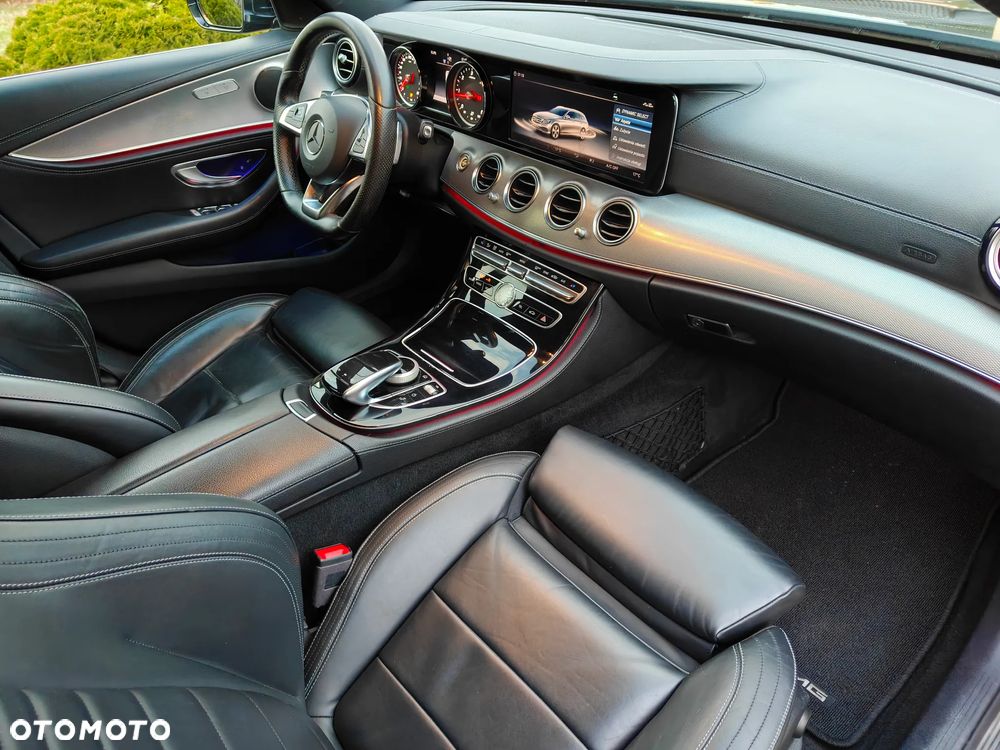 Mercedes-Benz Klasa E 220 d 4Matic 9G-TRONIC AMG Line - 10