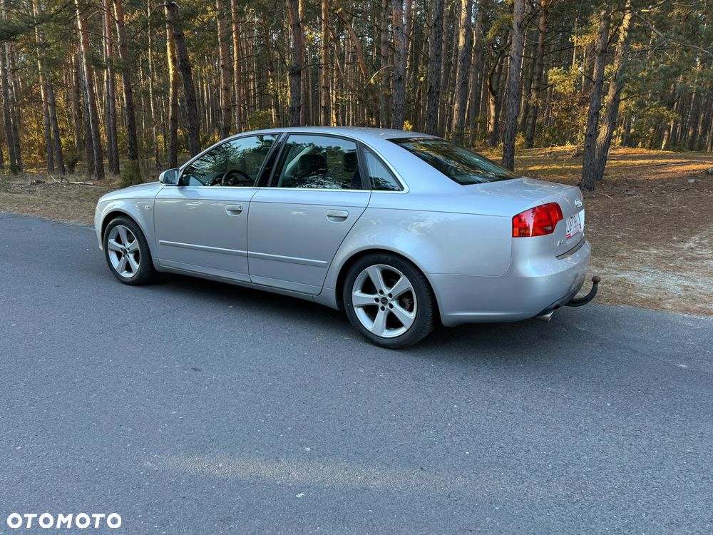 Audi A4 Limousine 1.8 T quattro - 5