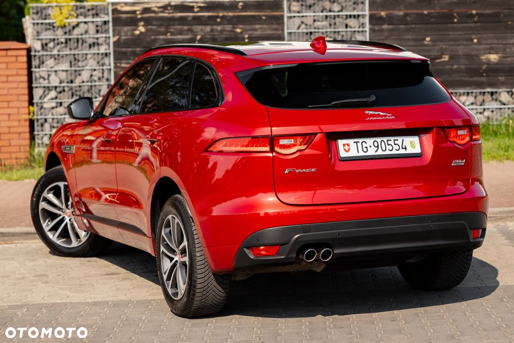 Jaguar F-Pace 20d AWD R-Sport - 12