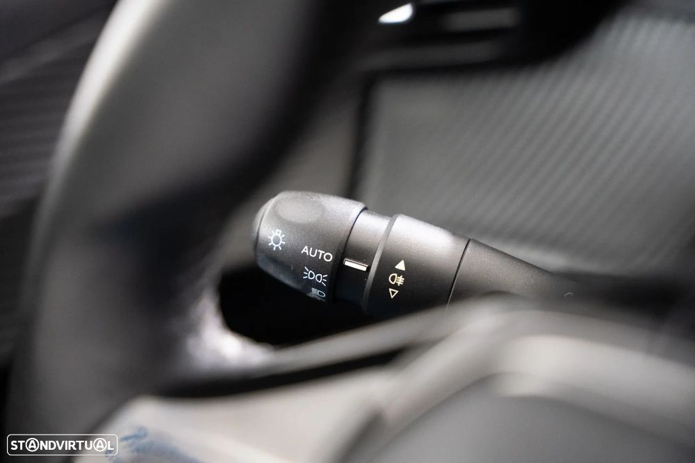 Peugeot e-208 50 kWh Active - 23