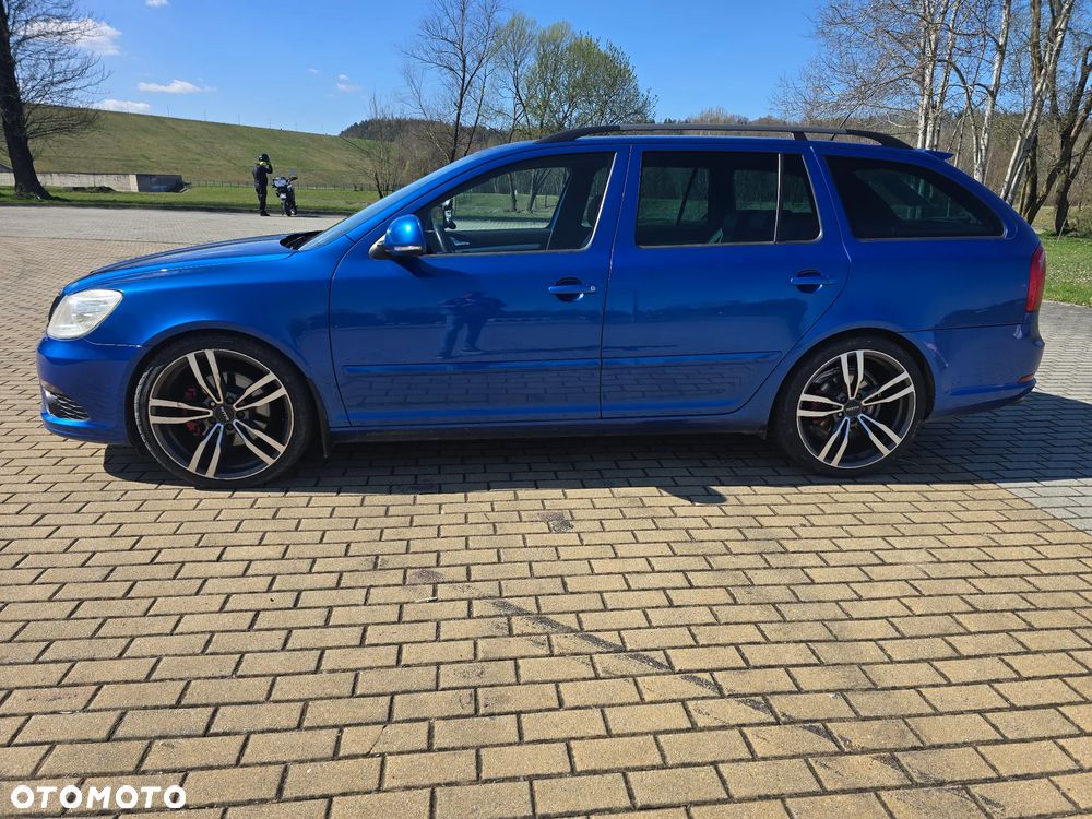 Skoda Octavia 2.0 TSI RS - 3