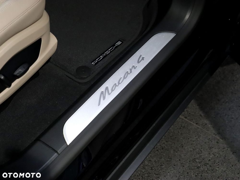 Porsche Macan 4 100kWh - 32
