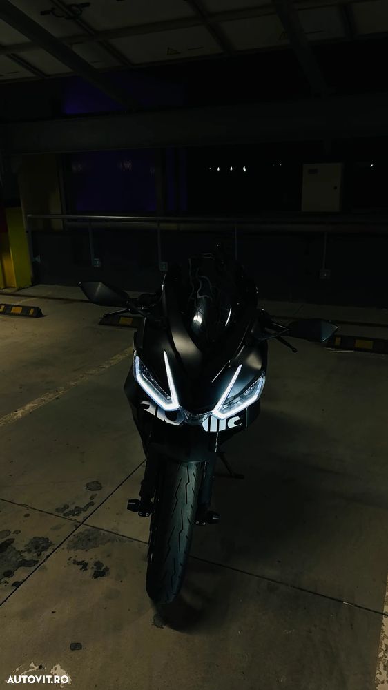 Aprilia RS 660 - 1