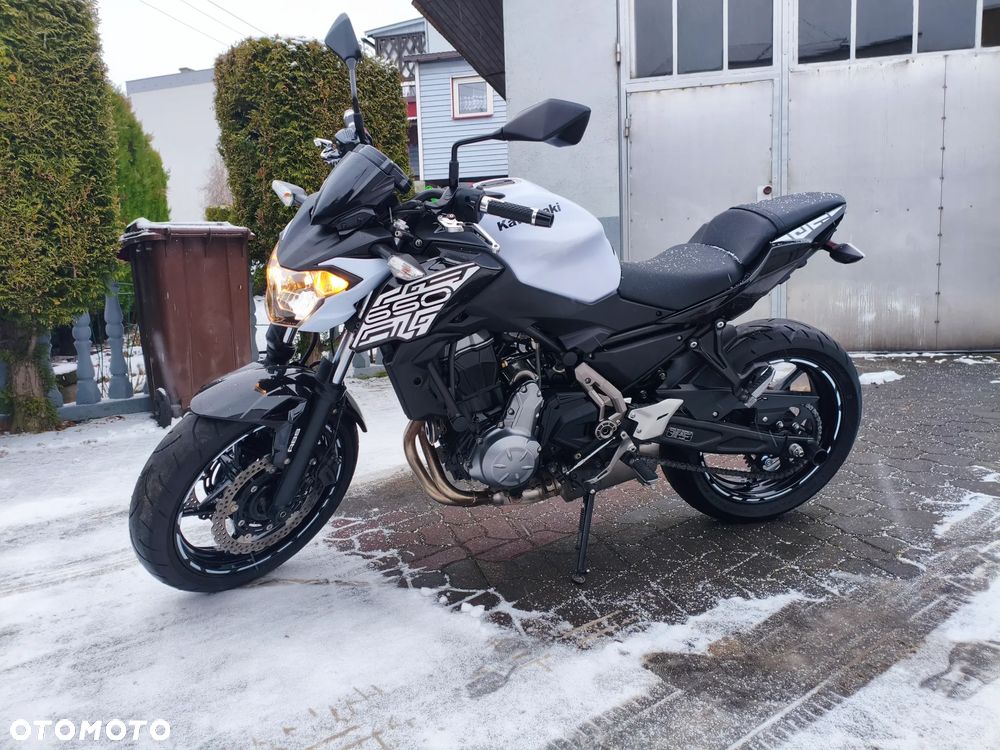 Kawasaki Z 650 - 4