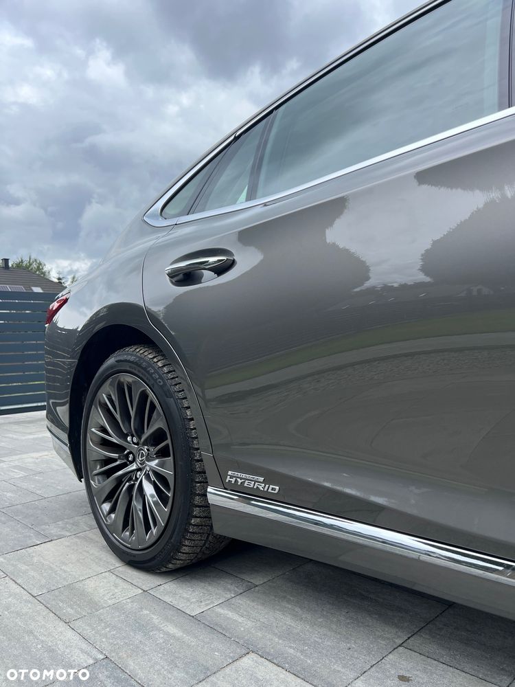 Lexus LS - 8