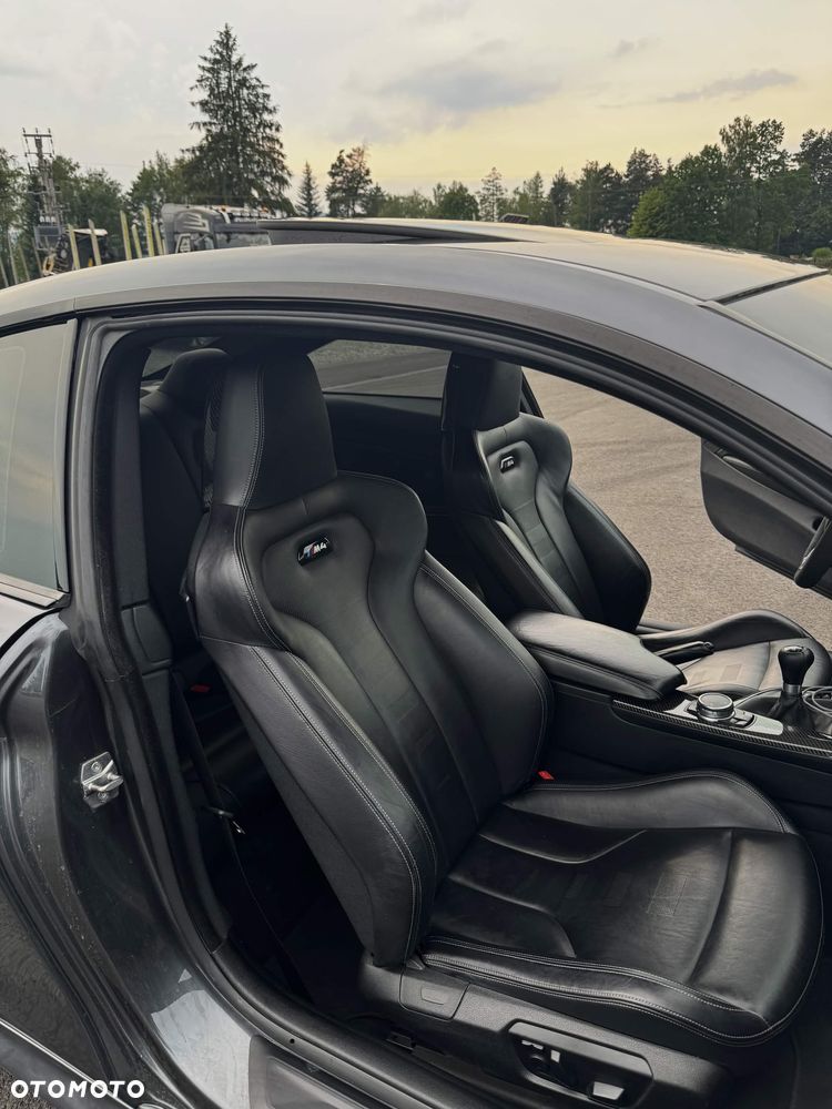 BMW M4 - 12