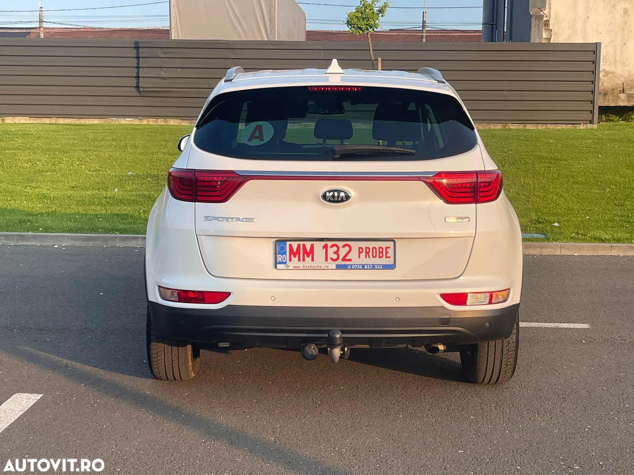 Kia Sportage 1.7 CRDI 2WD Dream-Team Edition - 36