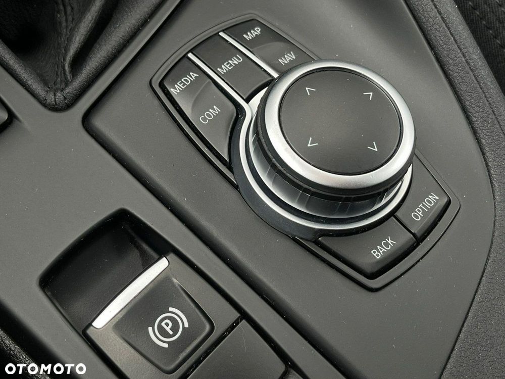 BMW X1 xDrive25e Advantage - 25