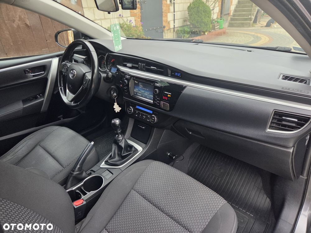 Toyota Corolla - 9
