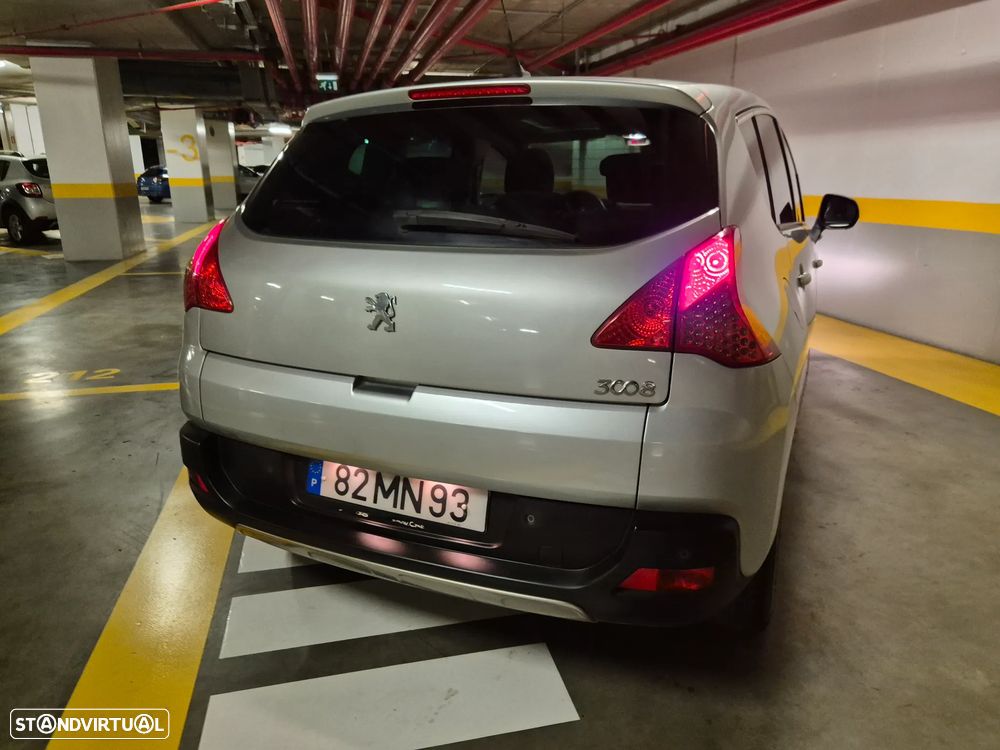 Peugeot 3008 1.6 HDi Sport - 12