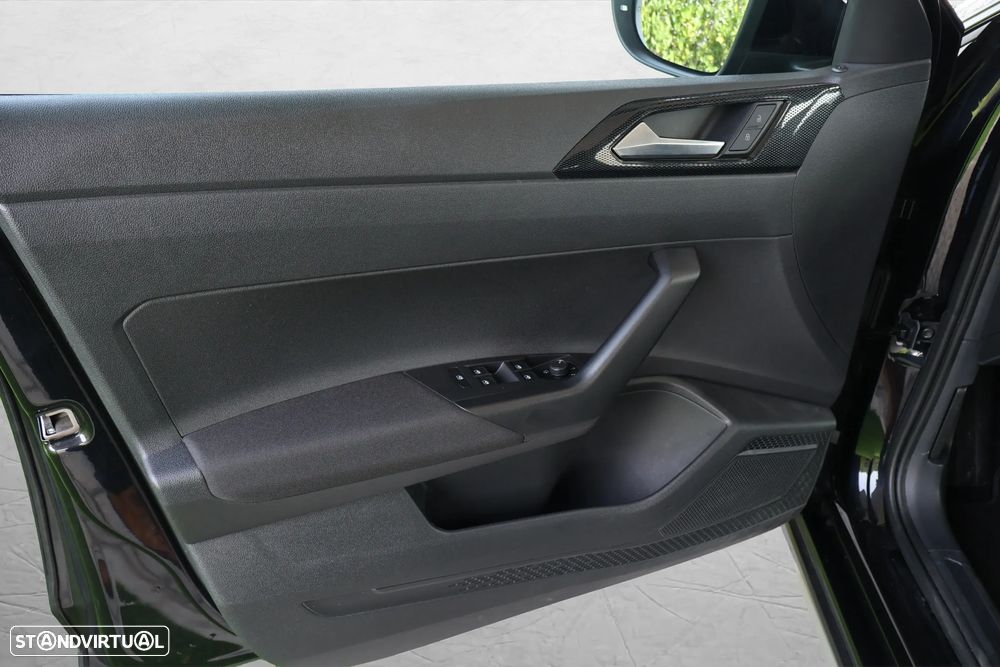 VW Taigo 1.0 TSI Urban - 11