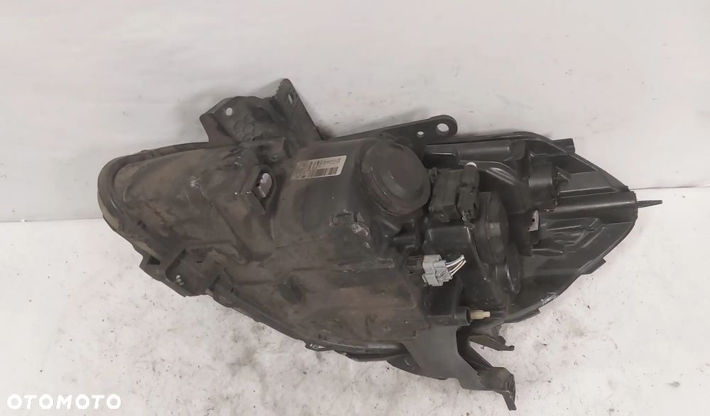 .  LAMPA PRZOD PRZEDNIA PRAWA RENAULT CLIO 3 LIFT - 3