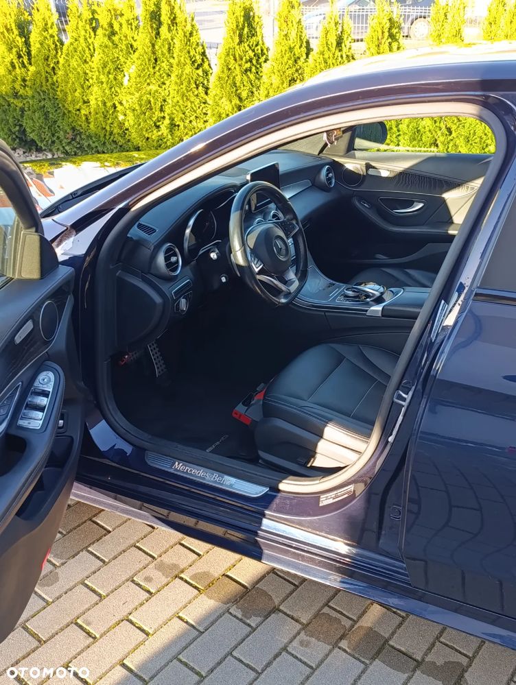 Mercedes-Benz C-Class 2017 photo 4