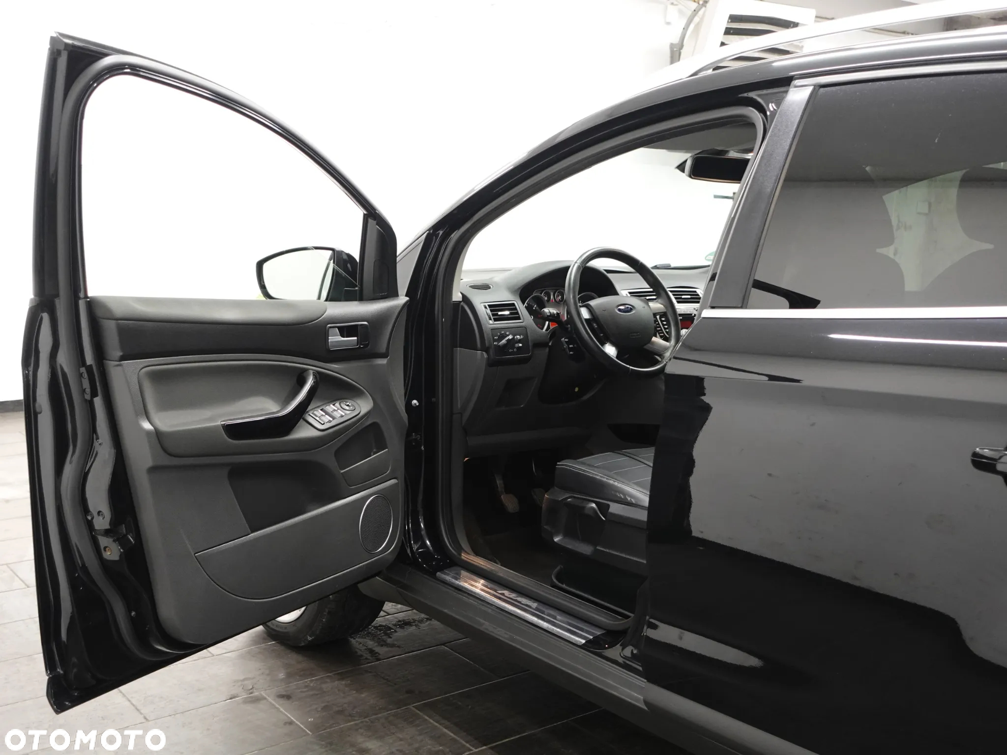 Ford Kuga 2.0 TDCi 4WD Titanium - 20