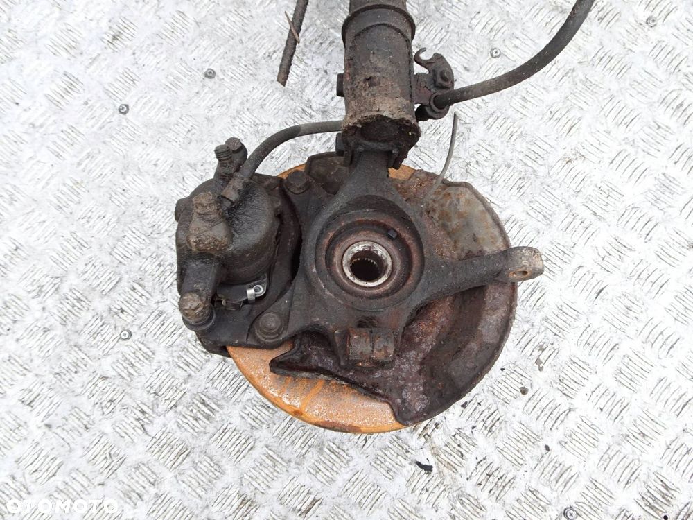 zwrotnica kolumna prawa suzuki swift mk6 sport 1.6 benzyna - 7