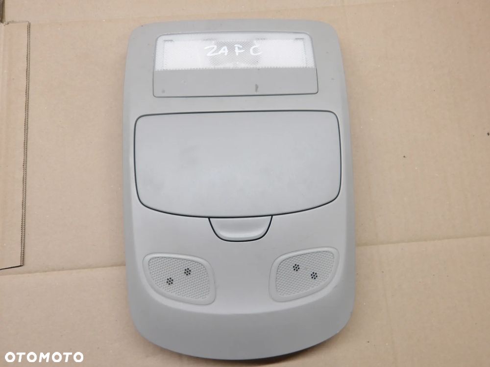 OPEL ZAFIRA C 12-16 2.0D LAMPKA PODSUFITKI SCHOWEK - 1