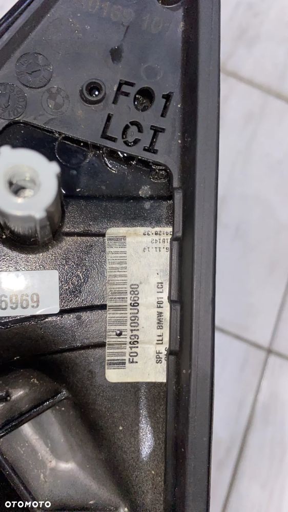 LUSTERKO BMW F01 F02 LCI KAMERA - ASYSTENT EUROPA SHADOWLINE KOLOR B39 5 PIN - 8