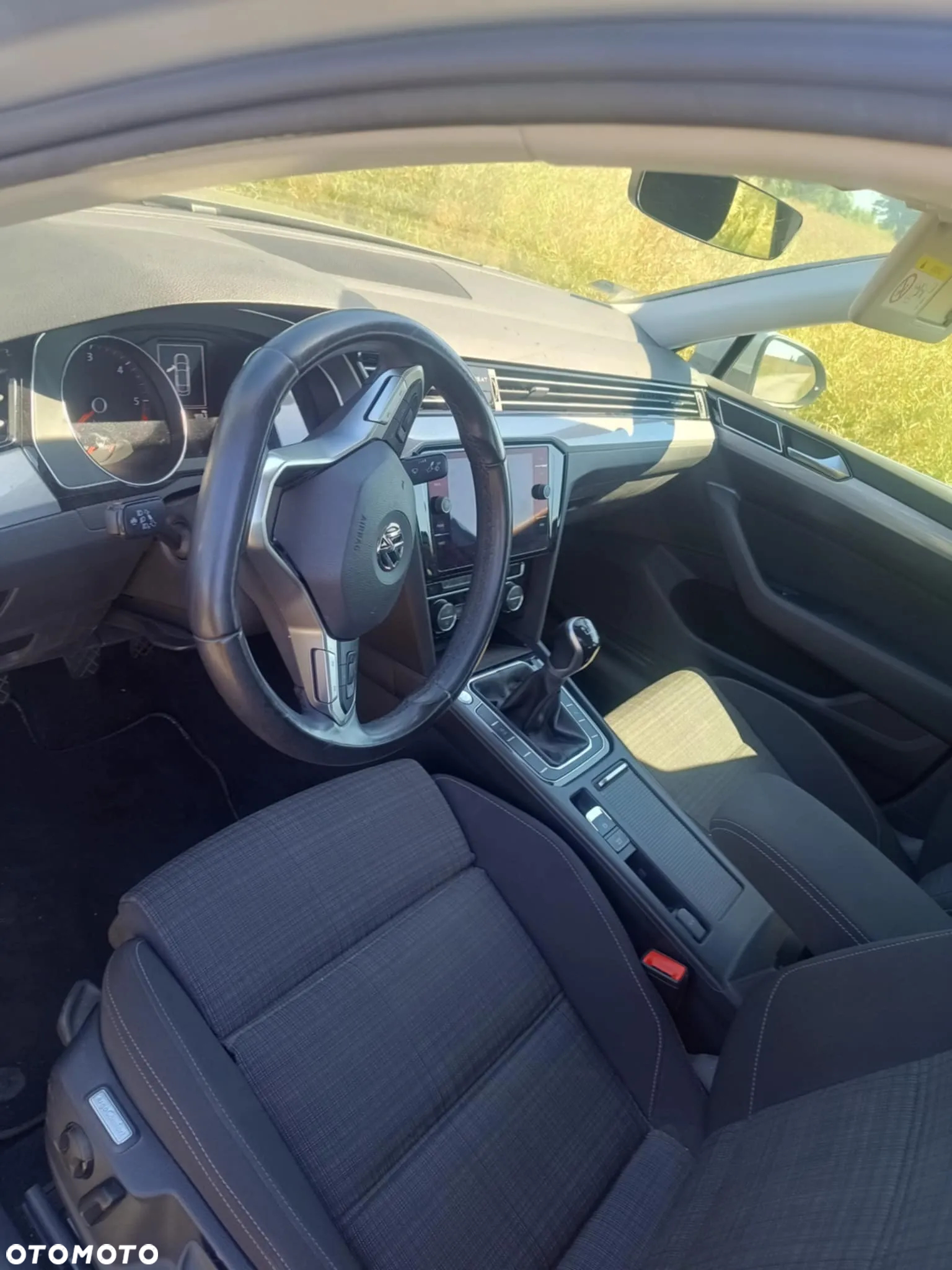 Volkswagen Passat 2.0 TDI BMT Highline - 5