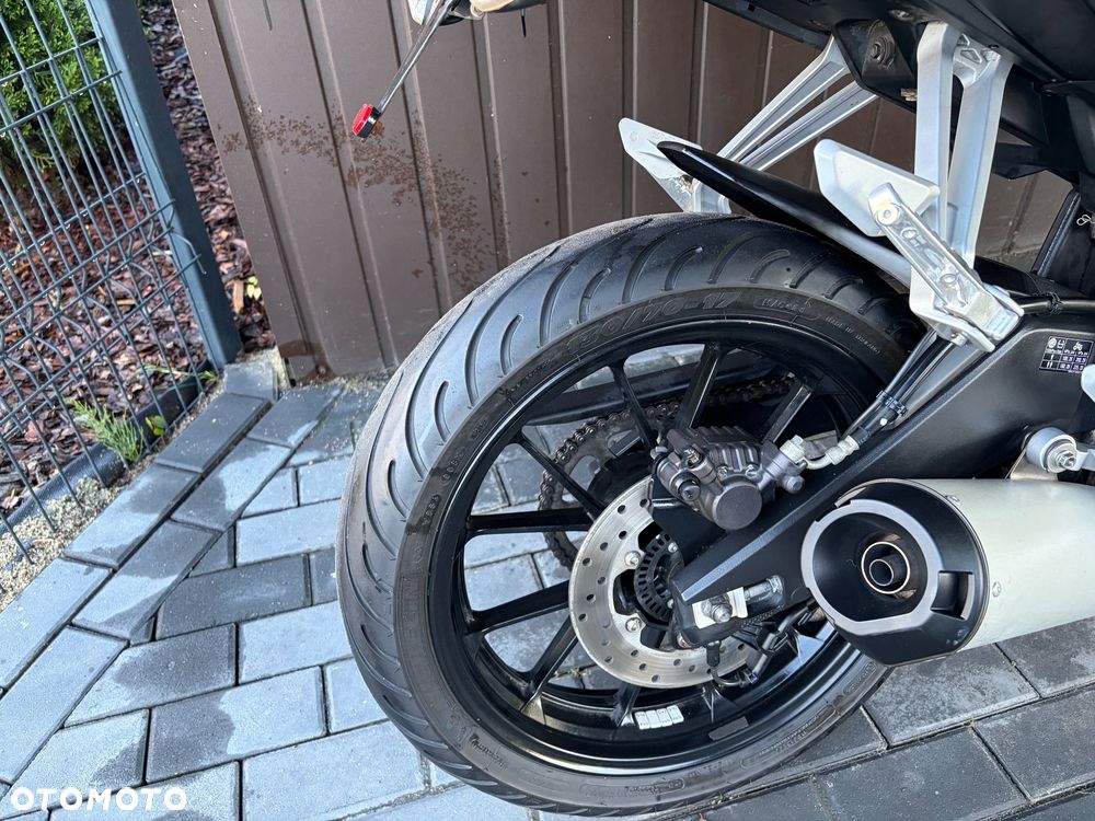 Yamaha MT - 8