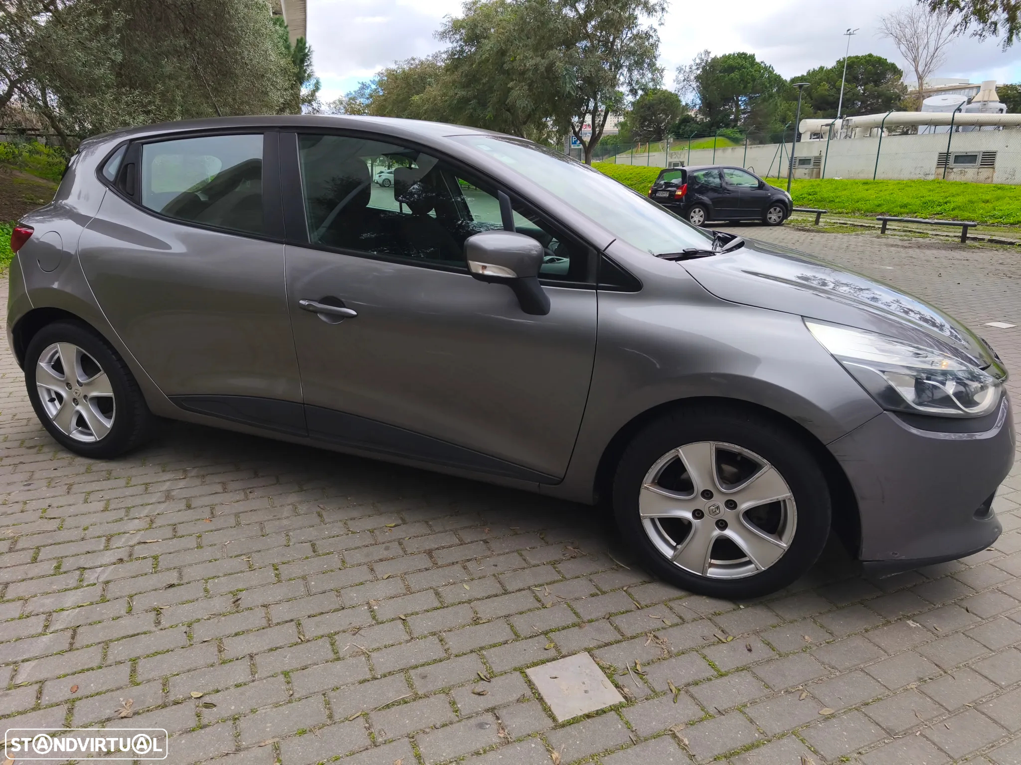 Renault Clio 0.9 TCE Confort - 9