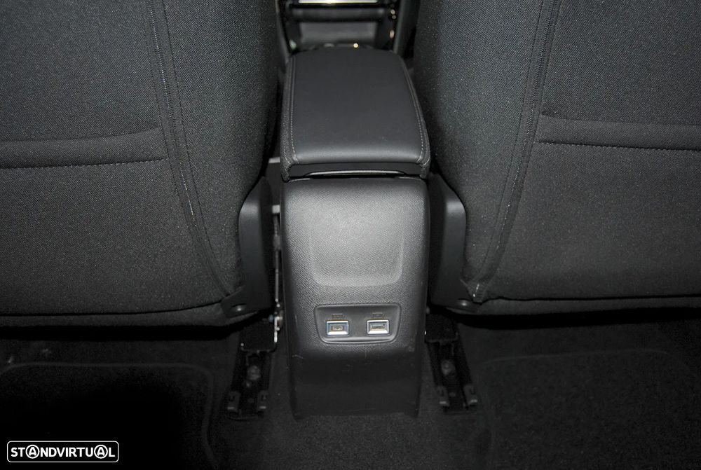 Peugeot 2008 1.2 Hybrid Allure e-DCS6 - 19
