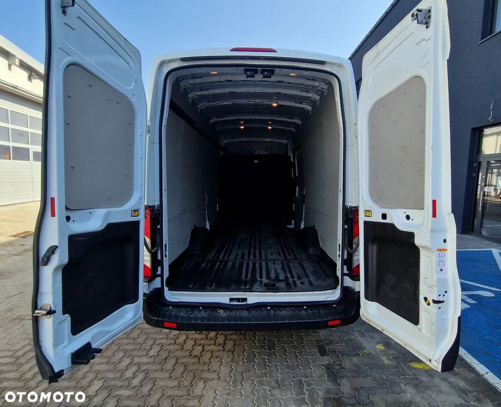 Ford Transit - 13