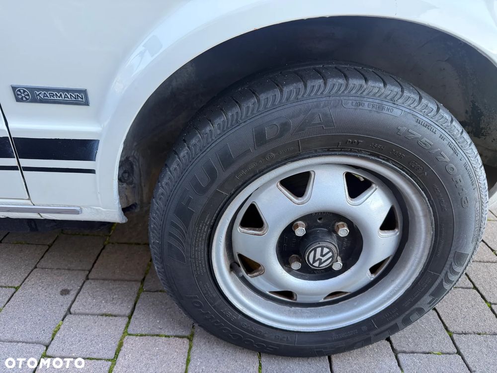 Volkswagen Golf 1.1 L - 2